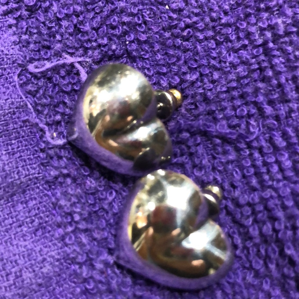 Small ❤️ shaped earrings